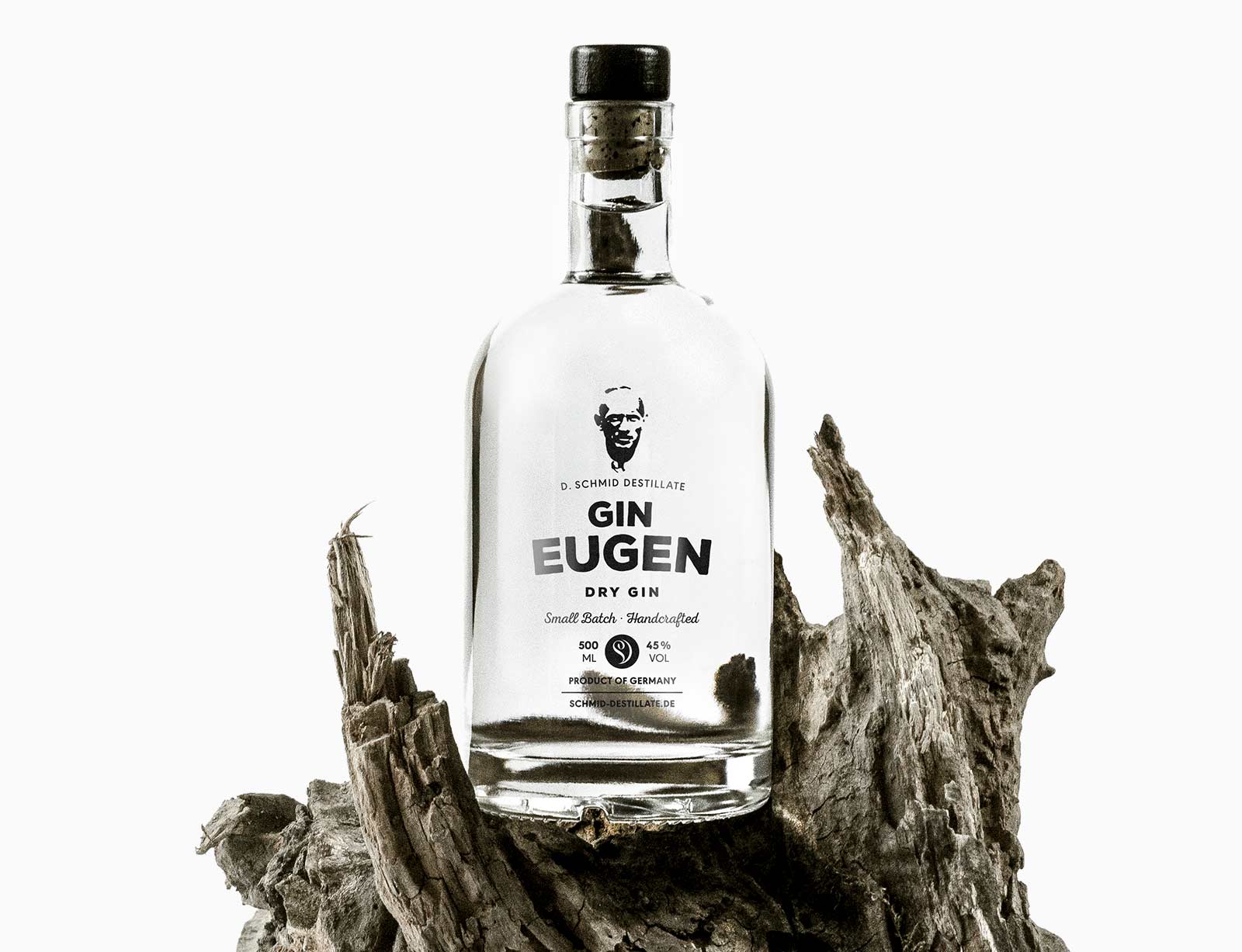 dg schmiddestillate gineugen foto baumstamm dunk